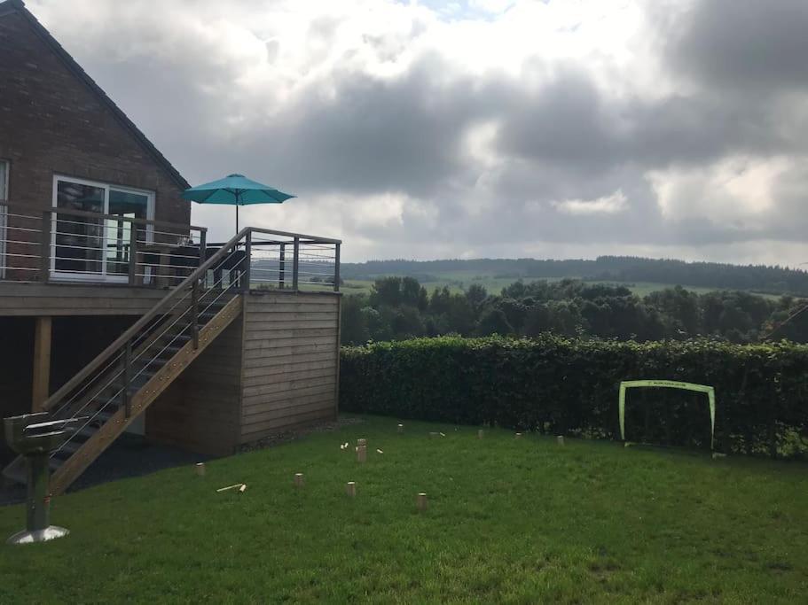 Huis Met Zonneterras, Tuin En Panoramisch Uitzicht Wellin ภายนอก รูปภาพ